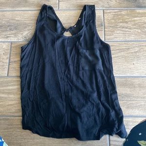 Black t shirt open back